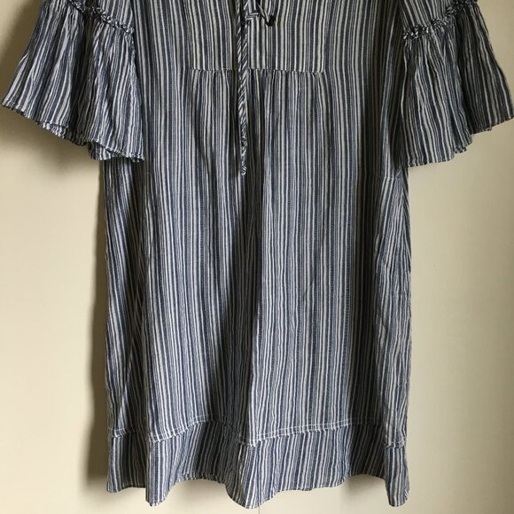 BCBGmaxazria Blue and White Striped Bell Sleeve Cotton Dress - Picture 5 of 16